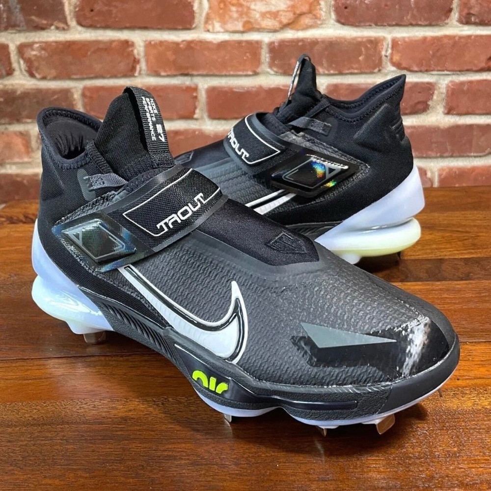 Men size 9 Nike Force Zoom Trout 8 Elite Baseball Cleats CZ5913-010
